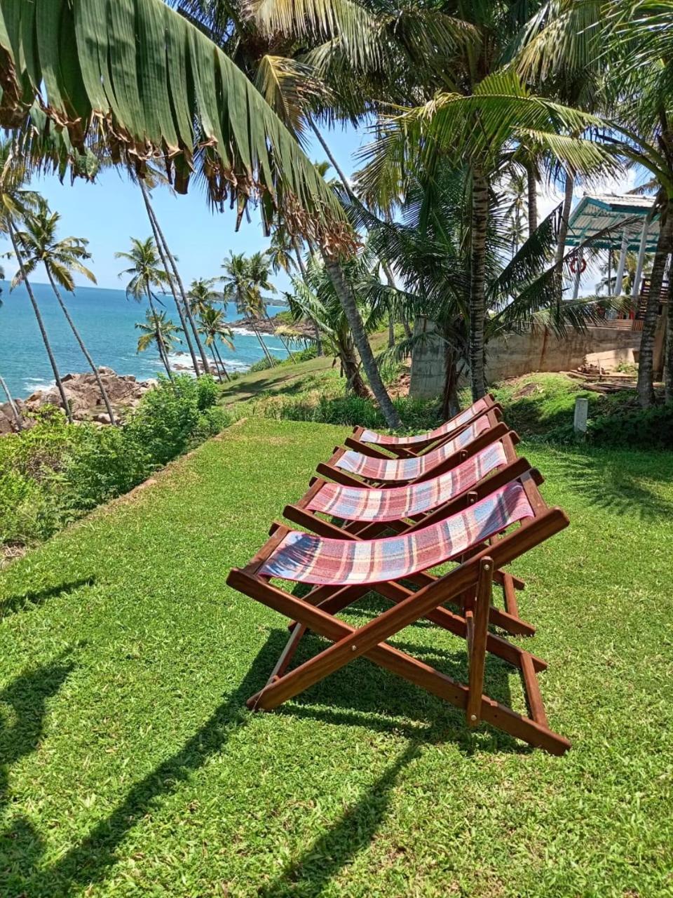 London Villa Secret Beach Mirissa Exterior photo